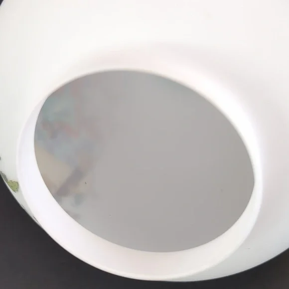 Vintage Frosted White Satin Oriental Ginger Jar with Lid. - Picture 8 of 11